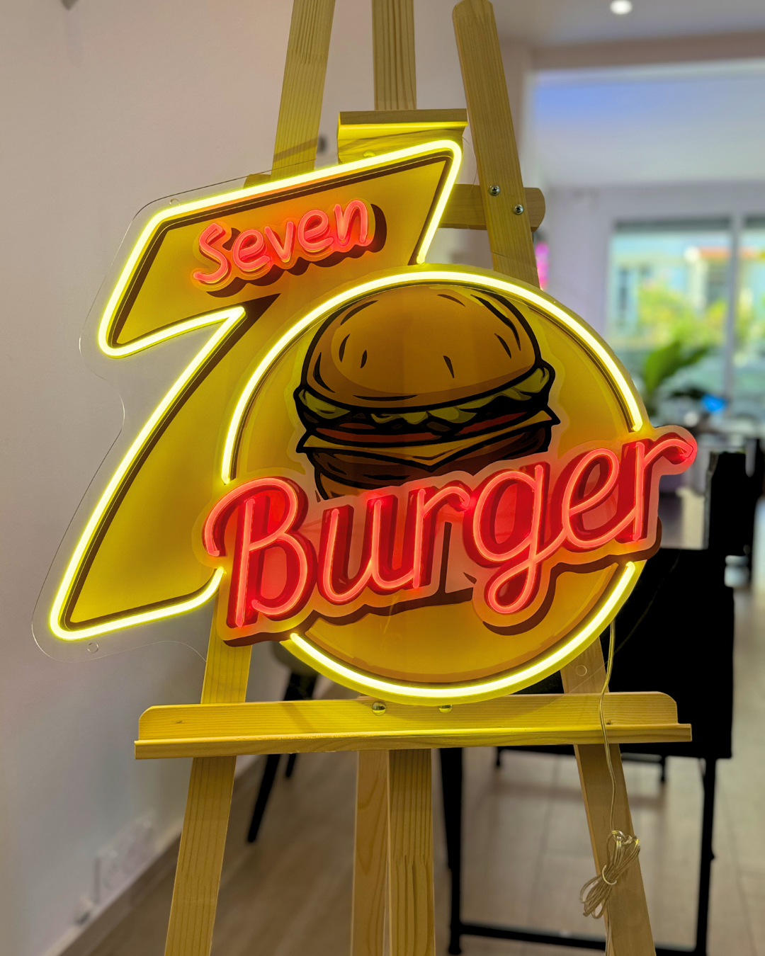 Enseigne néon LED avec impression UV pour restaurant fast-food Seven Burger